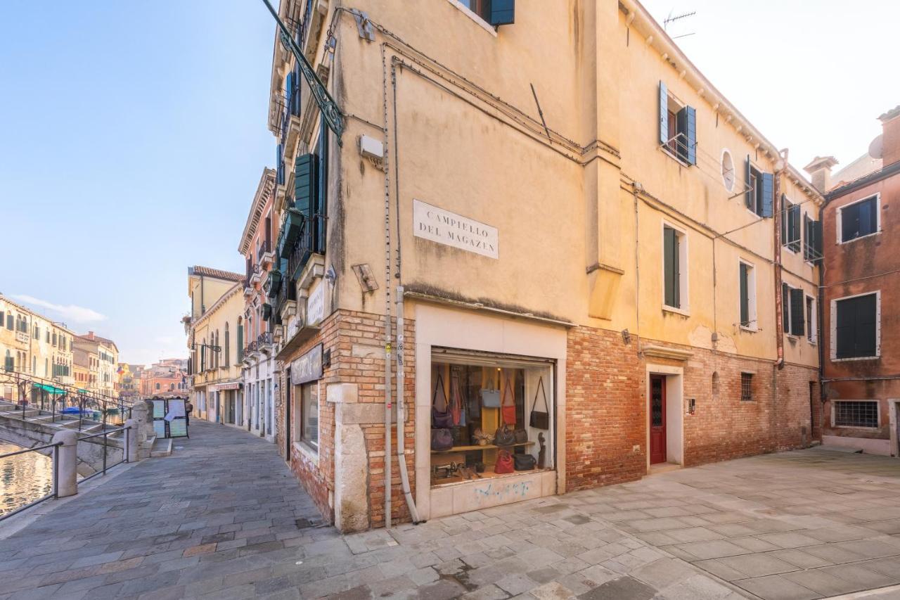 Casanova Ai Tolentini Hotel Venice Exterior photo